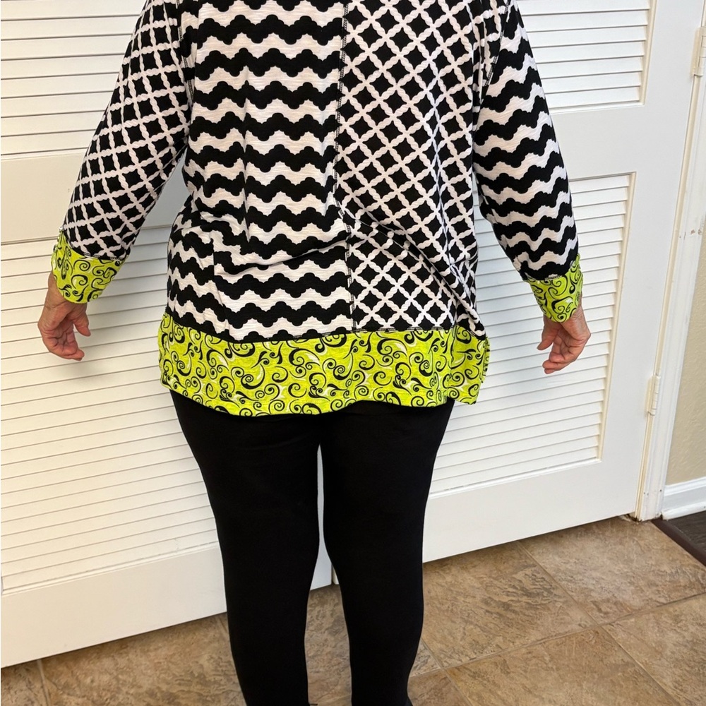 Multiples Black and Lime Patterned Blouse - image 2